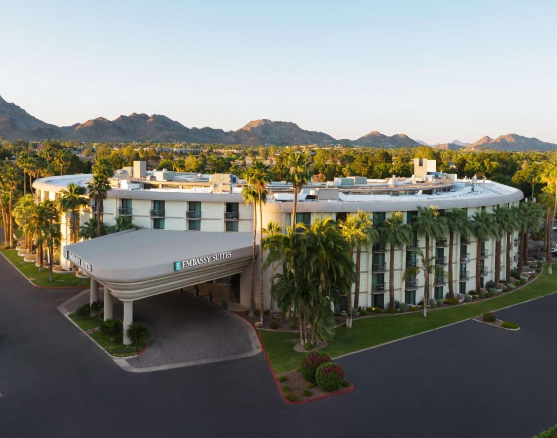 Embassy Suites By Hilton Phoenix Biltmore Exterior photo